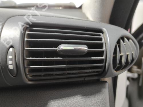 air-vent-mercedes-benz-c-class-w203-2000-2001-2002-2003-2004-2005-2006-2007-17574434 main image