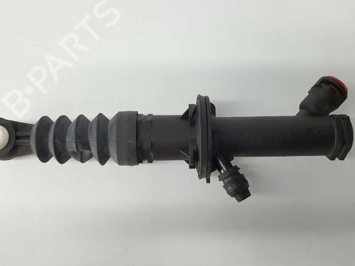 Koblingscylinder RENAULT CLIO IV (BH_) 0.9 TCe 90 (BHNF, BHMA, BHMH, BHJK, BHJR) (90 hp) 14528763