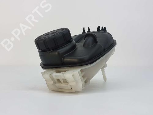 Expansion tank MERCEDES-BENZ GLA-CLASS (X156) GLA 200 CDI / d (156.908) | BP9739294C120 