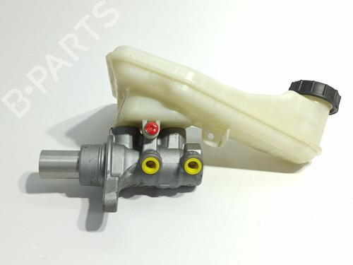 Used Brake master cylinder Brake master cylinder 37801356 37801356