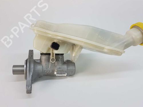 Used Brake master cylinder PEUGEOT 207 (WA_, WC_) 1.4 HDi (68 hp) 6467694