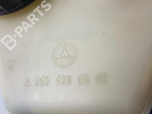 Brake master cylinder MERCEDES-BENZ C-CLASS (W203) C 180 (203.035) | BP4611733M77 