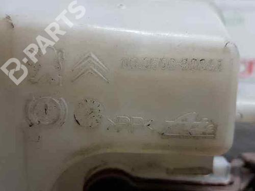 Brake master cylinder PEUGEOT 308 II (LB_, LP_, LW_, LH_, L3_) 1.6 HDi 100 | BP2769514M77 