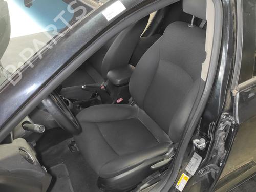 left-front-seat-chevrolet-cruze-hatchback-j305-2010-39652566 main image