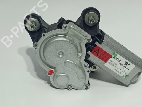 Used Rear wiper motor FIAT 500 (312_) 1.0 Mild Hybrid (312.AYD1B) (69 hp) 13309770