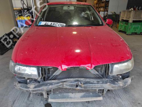 Brukte deler til SEAT LEON (1M1) 1.6 16 V (105 hp) 4280964