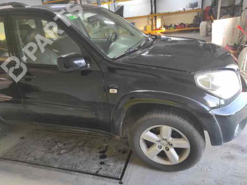 Verkleidung vorne rechts TOYOTA RAV 4 II (_A2_) 2.0 D 4WD (CLA20_, CLA21_, CLA20R, CLA21R) | BP8853993C59 