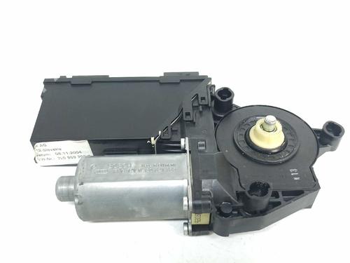 Right front window motor VW TOUAREG (7LA, 7L6, 7L7) 2.5 R5 TDI | BP7029925E20 