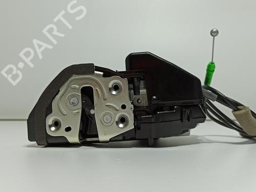 Højre bagtil lås TOYOTA C-HR (_X2_, _H2_) Hybrid (ZYX20) (140 hp) 30583107