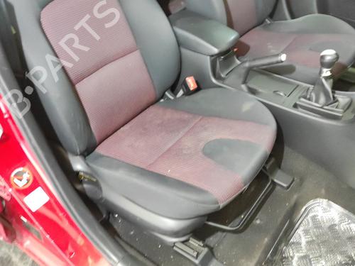 Right front seat MAZDA 3 (BK) 1.6 DI Turbo | BP36341562C16 - Image 2