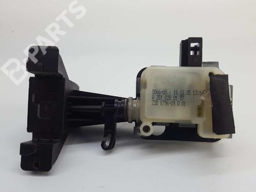 Used Central lock pump MERCEDES-BENZ S-CLASS (W221, V221) S 320 CDI (221.022, 221.122) (235 hp) 10264175
