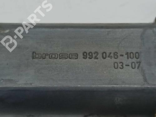 Rudehejsemekanisme Højre foran TOYOTA COROLLA (_E12_) 2.0 D-4D (CDE120_, CDE120R) | BP7229335C23 