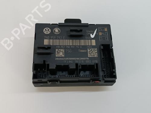 Used Comfort control module SEAT ALHAMBRA (710, 711) 2.0 TDI (170 hp) 11357127