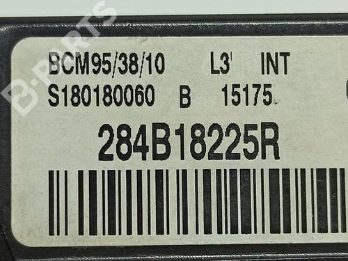 Zekeringkast RENAULT MEGANE III Hatchback (BZ0/1_, B3_) 1.2 TCe (BZ2B, BZ11) | BP11771600E1 