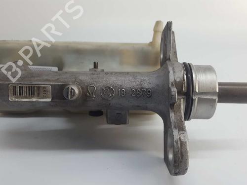 Brake master cylinder RENAULT SCÉNIC II (JM0/1_) 1.5 dCi (JM0F) | BP4250667M77