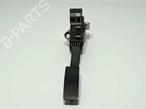 Used Pedal Pedal INFINITI Q30 1.5 D (109 hp) 32732888 32732888