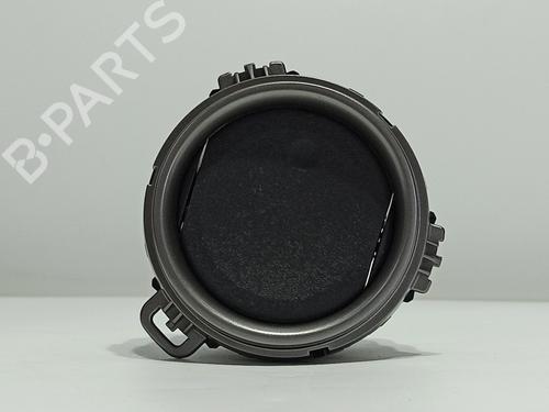 Used Air vent TOYOTA YARIS (_P13_) 1.0 (KSP130_, KSP130) (69 hp) 16662317