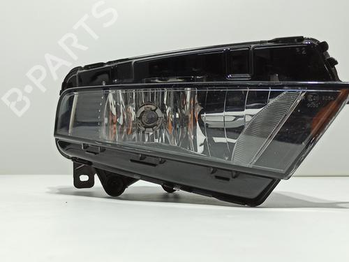 Used Left front fog light SEAT ATECA (KH7, KHP) 1.0 TSI (115 hp) 19037877