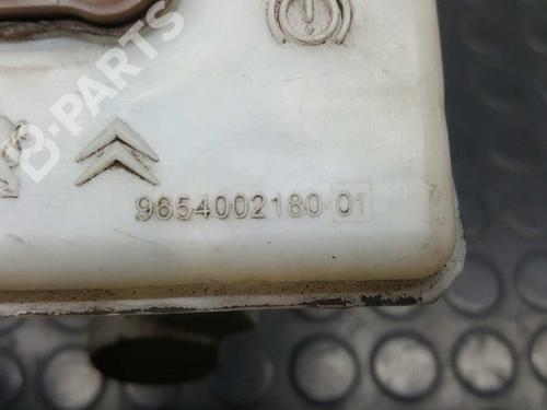 Brake master cylinder PEUGEOT 3008 I MPV (0U_) 1.6 HDi | BP2742164M77 