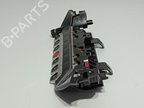 Switch PEUGEOT 2008 II (UD_, US_, UY_, UJ_, UR_, UC_) 1.2 PureTech 130 (USHNS, URHNS) | BP29047120I30 