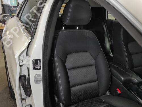 Right front seat INFINITI Q30 1.5 D | BP27307620C16 - Image 2