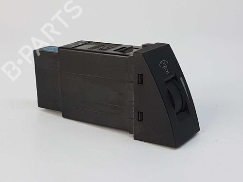 Headlight switch HYUNDAI COUPE II (GK) 1.6 16V | BP14536887I24