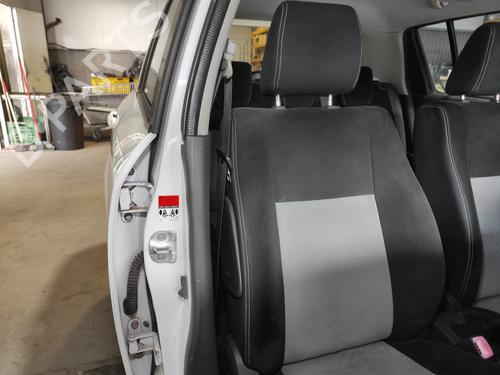 Siège avant droit SUZUKI SWIFT III (MZ, EZ) 1.3 (RS413, ZC11S) | BP13689237C16