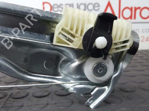 Rear right window mechanism RENAULT MEGANE IV Hatchback (B9A/M/N_) 1.2 TCe 130 (B9MR) | BP2772885C25 