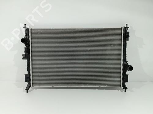 Used Water radiator Water radiator PEUGEOT EXPERT Van (V_) 1.5 BlueHDi 120 (120 hp) 35980068 35980068