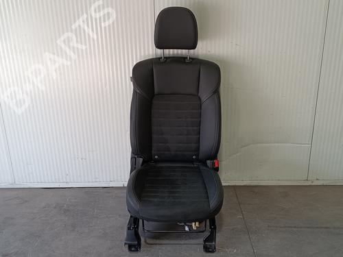 Sedile anteriore destro MITSUBISHI OUTLANDER III (GG_W, GF_W, ZJ, ZL, ZK) 2.4 Hybrid 4WD (GG3W) (208 hp) 13413264