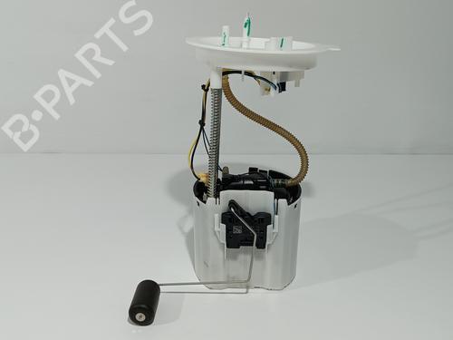 Używane Pompa paliwa LYNK & CO 01 PHEV (261 hp) 30117913