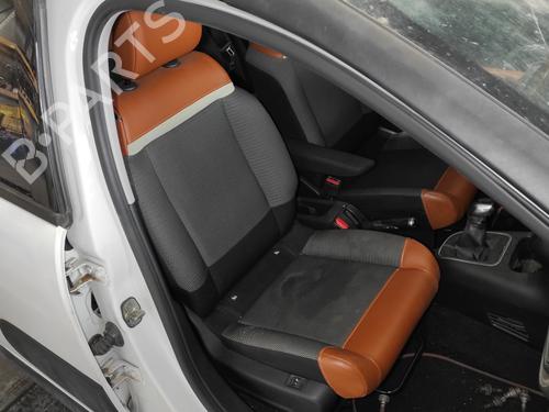 right-front-seat-citroen-c3-iii-sx-2016-27666470 main image