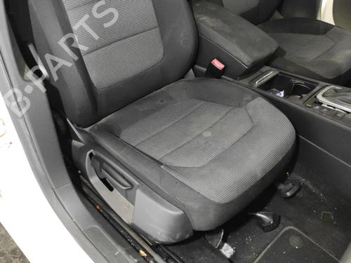 Right front seat VW PASSAT B7 (362) 2.0 TDI | BP38048041C16 - Image 2