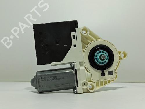 Right front window motor SEAT LEON (1P1) 2.0 TDI 16V | BP15489498E20 