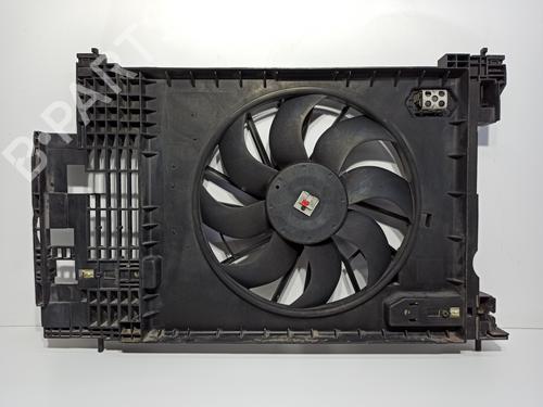 Used Radiator fan RENAULT MEGANE II (BM0/1_, CM0/1_) 2.0 dCi (BM1K, CM1K) (150 hp) 30557162