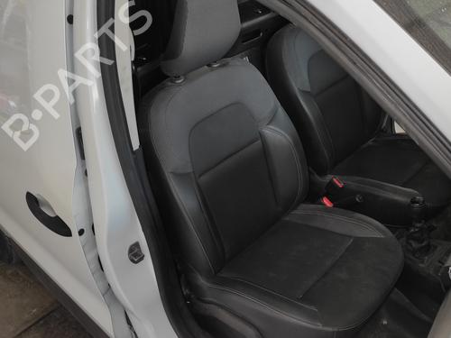 right-front-seat-renault-express-box-bodympv-2021-26535550 main image
