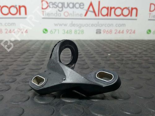 Używane Wspornik / Uchwyt RENAULT MEGANE IV Hatchback (B9A/M/N_) 1.2 TCe 130 (B9MR) (130 hp) 14530321