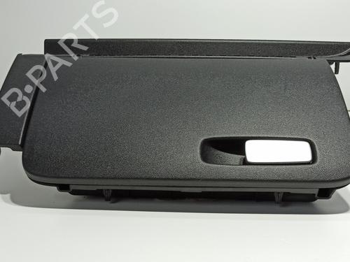 Used Glove box AUDI A1 (8X1, 8XK) 1.6 TDI (90 hp) 18354762