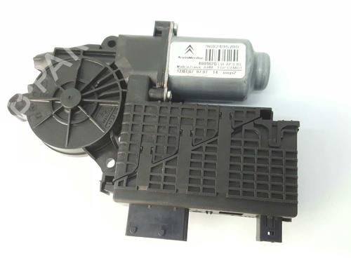 Rudehejsemotor forskærm højre CITROËN C4 Grand Picasso I (UA_) 2.0 HDi 138 (136 hp) 6096041