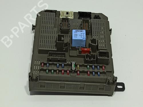 Used Fuse box CITROËN C5 I (DC_) [2001-2005]  30798453