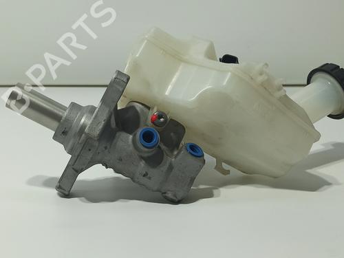 Brake master cylinder RENAULT CLIO V (B7_) 1.0 TCe 100 (B7MT) | BP15942477M77