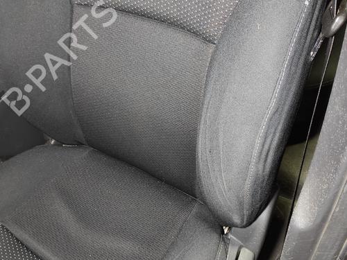 Stol venstre foran TOYOTA AURIS (_E15_) 1.4 D-4D (NDE150_, NDE150R) | BP22330921C15