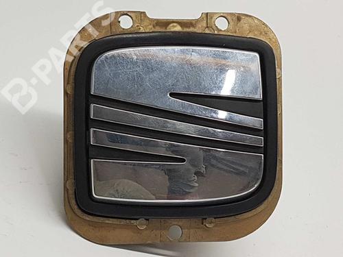 Used Tailgate handle SEAT LEON (1M1) 1.9 TDI (90 hp) 4593261