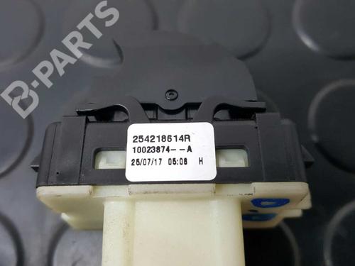 Right front window switch RENAULT CLIO IV (BH_) 1.5 dCi 90 | BP2758847I26 