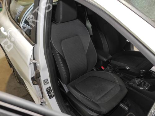 right-front-seat-ford-fiesta-vii-hj-hf-10-ecoboost-2017-11357147 main image