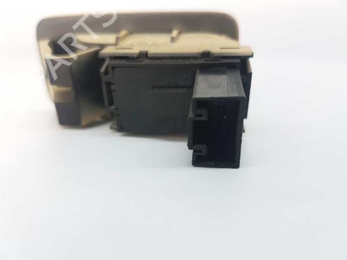Right rear window switch VW TOUAREG (7LA, 7L6, 7L7) 2.5 R5 TDI | BP4615379I28