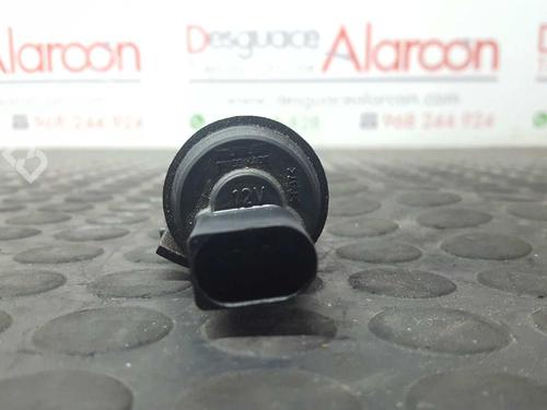 Washer pump AUDI A4 B8 (8K2) 2.0 TDI | BP14529619E24