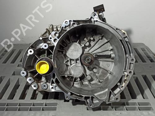 Used Gearbox LAND ROVER DISCOVERY SPORT (L550) 2.0 D 4x4 (150 hp) 24821588