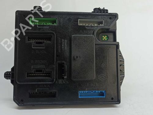 Scatola Fusibili RENAULT MEGANE III Hatchback (BZ0/1_, B3_) 2.0 dCi (BZ0Y) (150 hp) 7052085