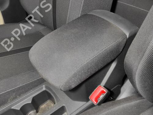 armrest-center-console-vw-t-roc-a11-d11-2017-28062905 main image